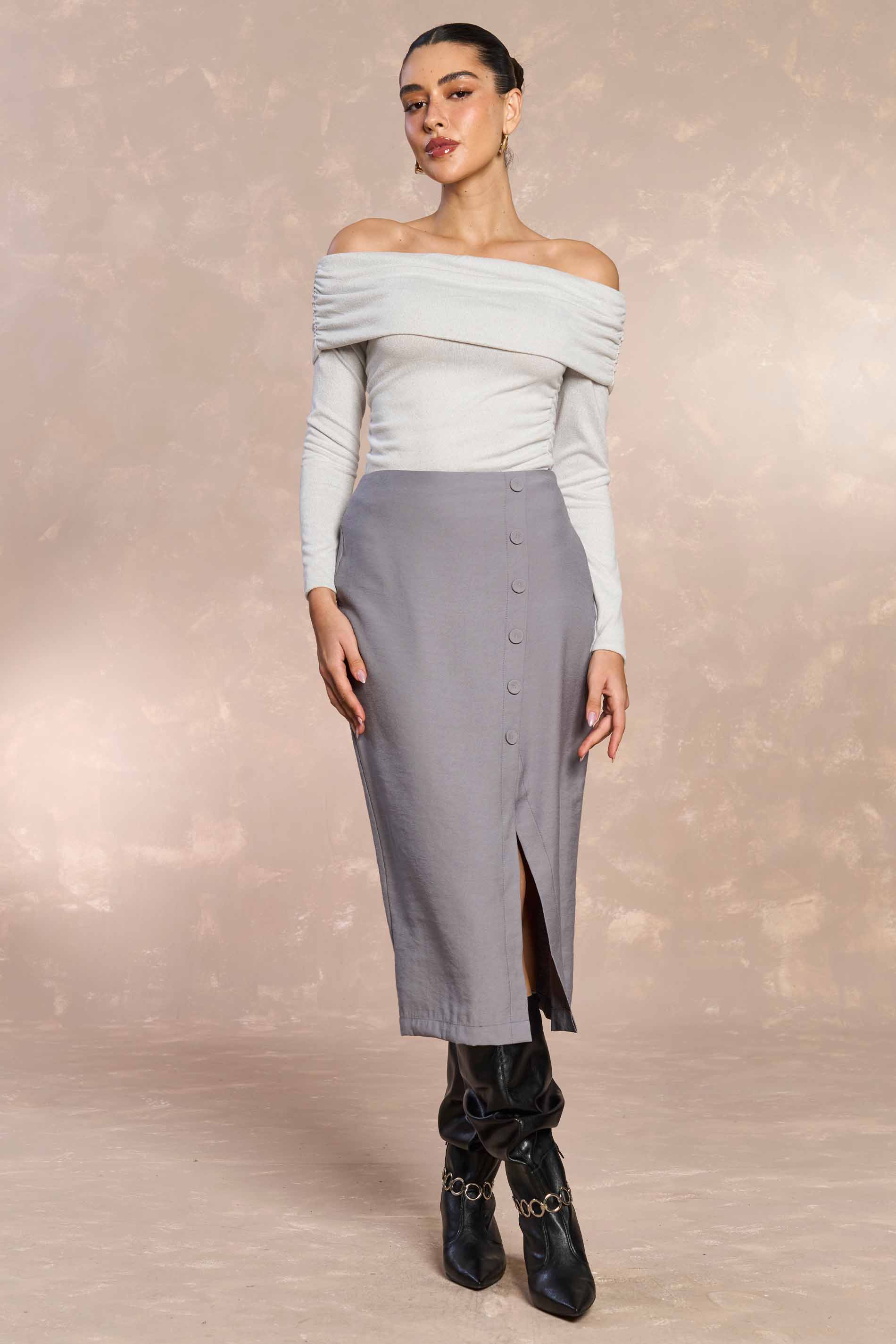 Saia Midi Urban Desire em Alfaiataria