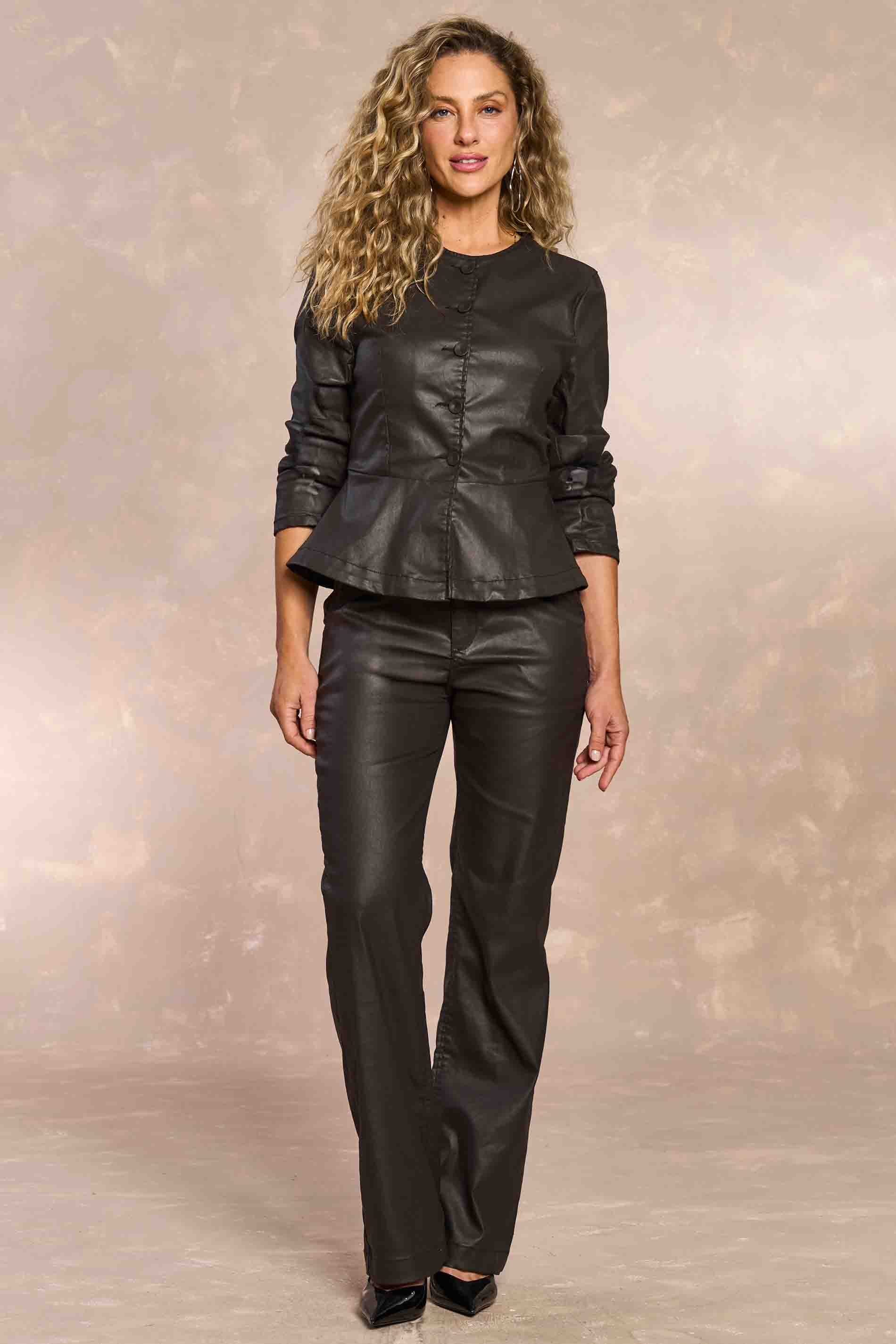 Jaqueta Peplum Retrô Glam em Sarja