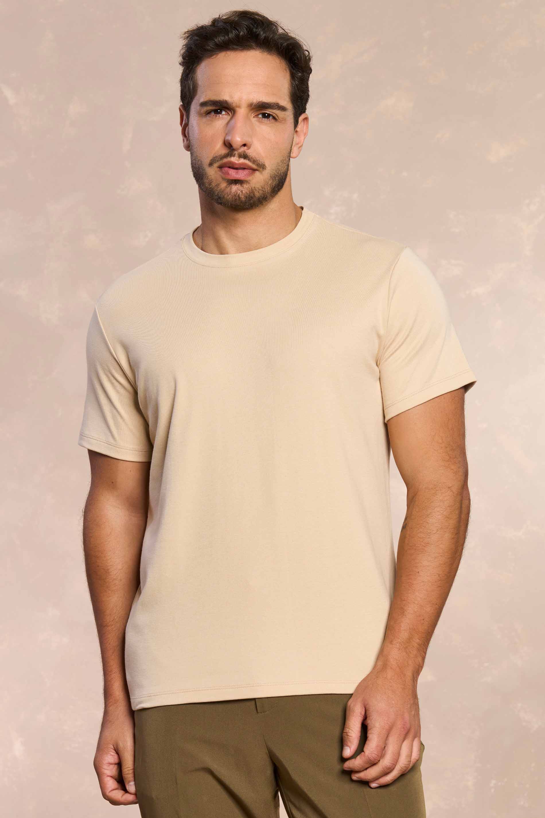T-shirt Masculina em Malha Suedine Premium