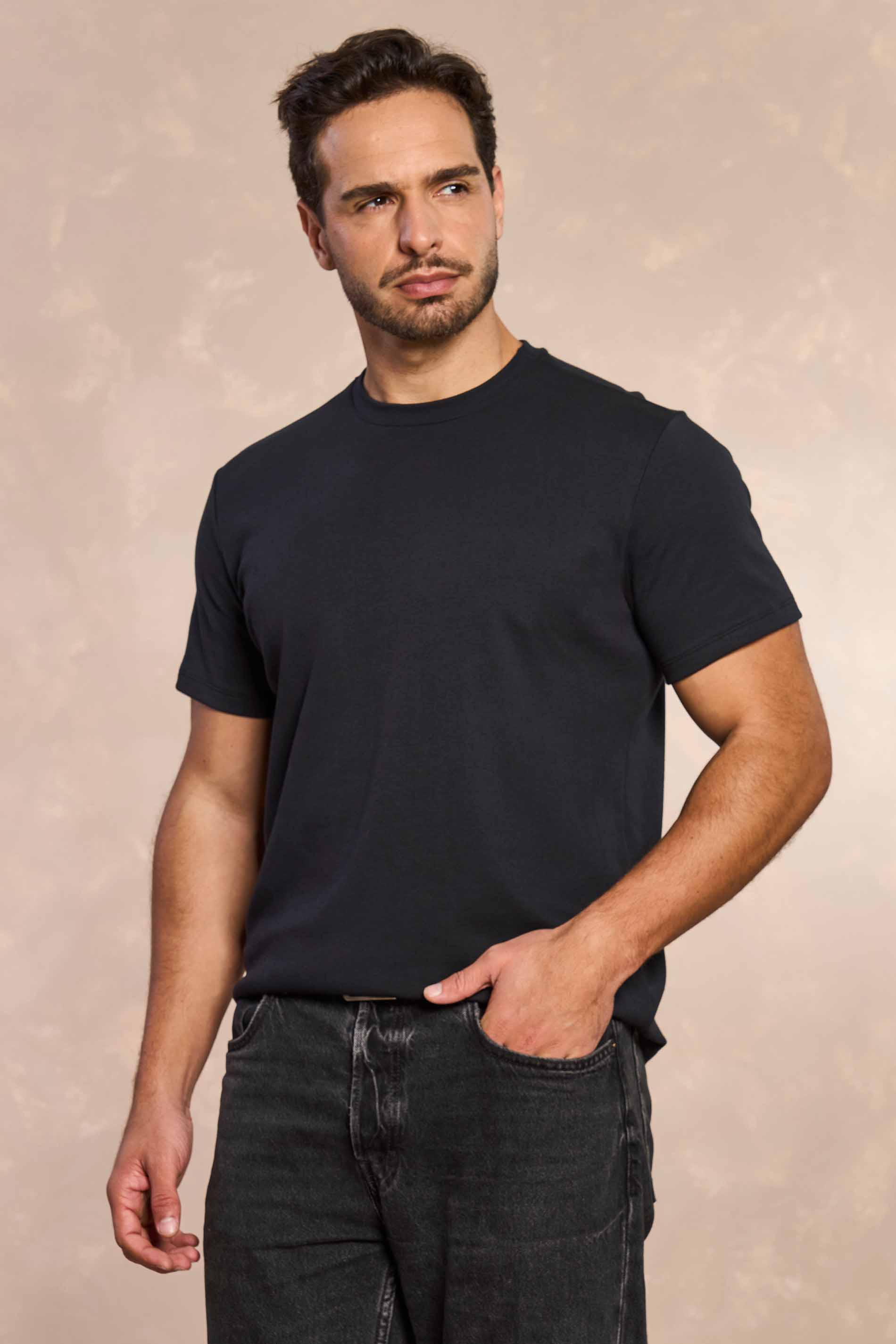 T-shirt Masculina em Malha Suedine Premium