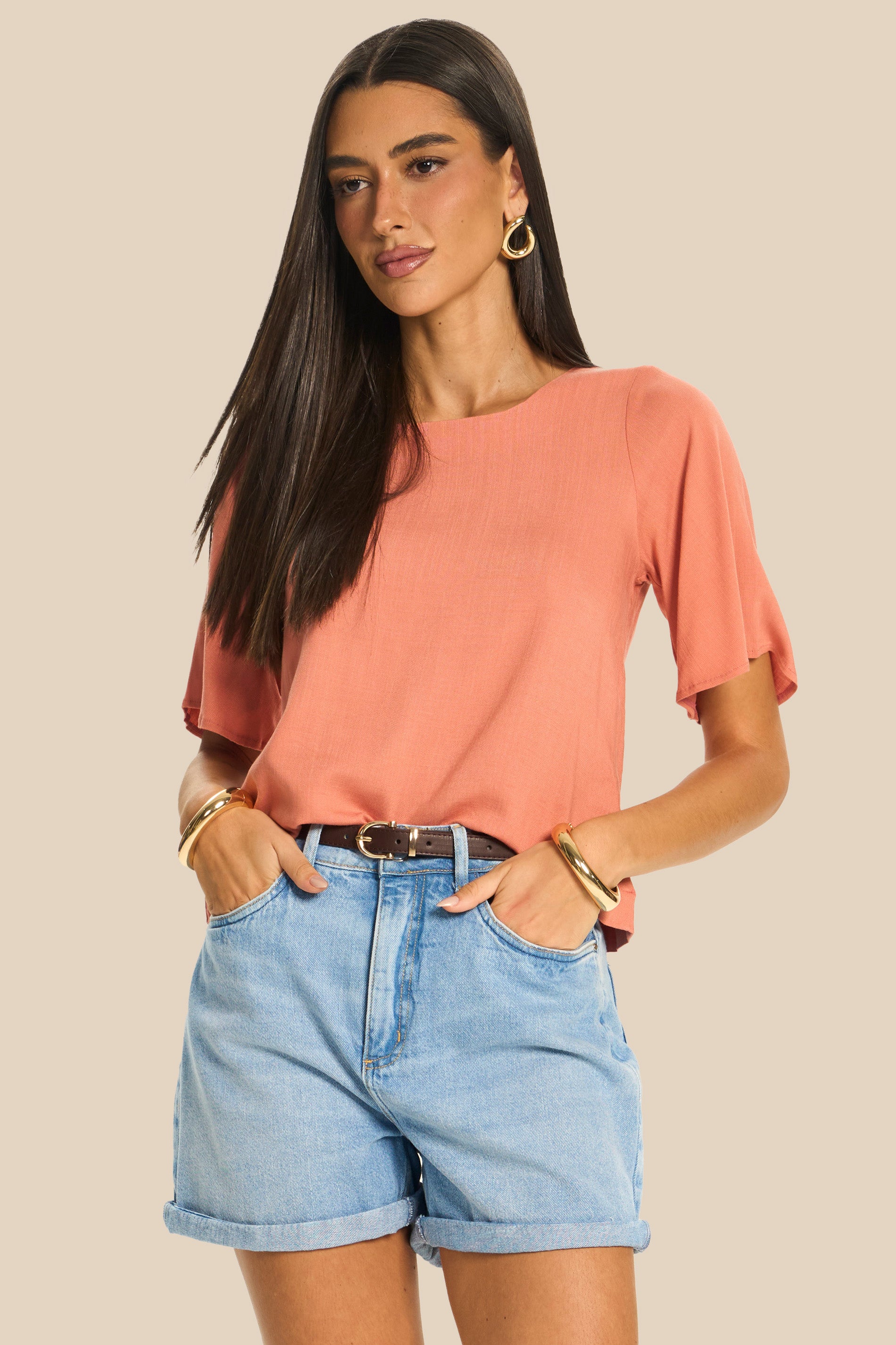 Shorts Jeans Claro com Barra Dobrada Miragem - Doce Trama