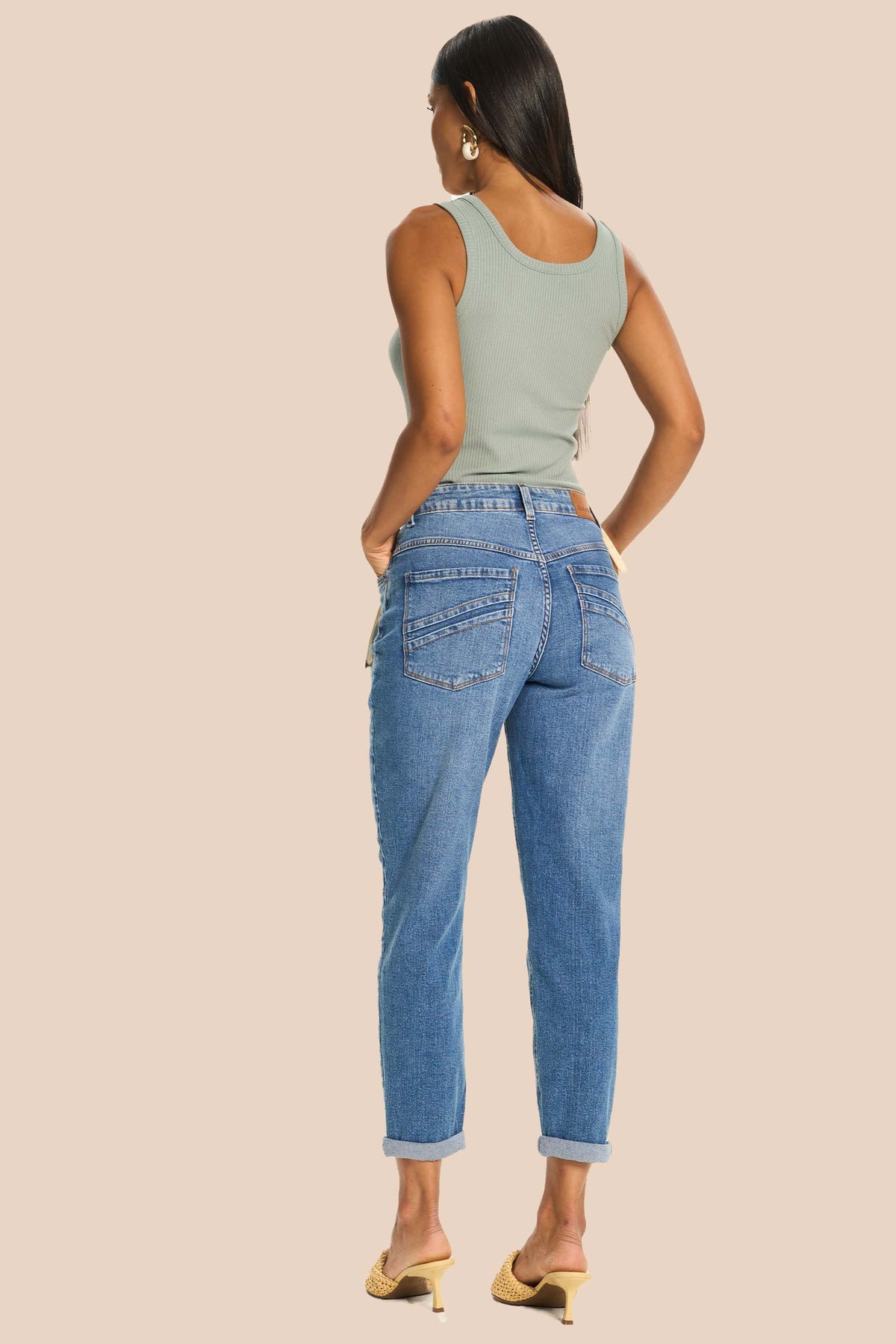 Calça Mom Slim Jeans Cinto Dália - Doce Trama