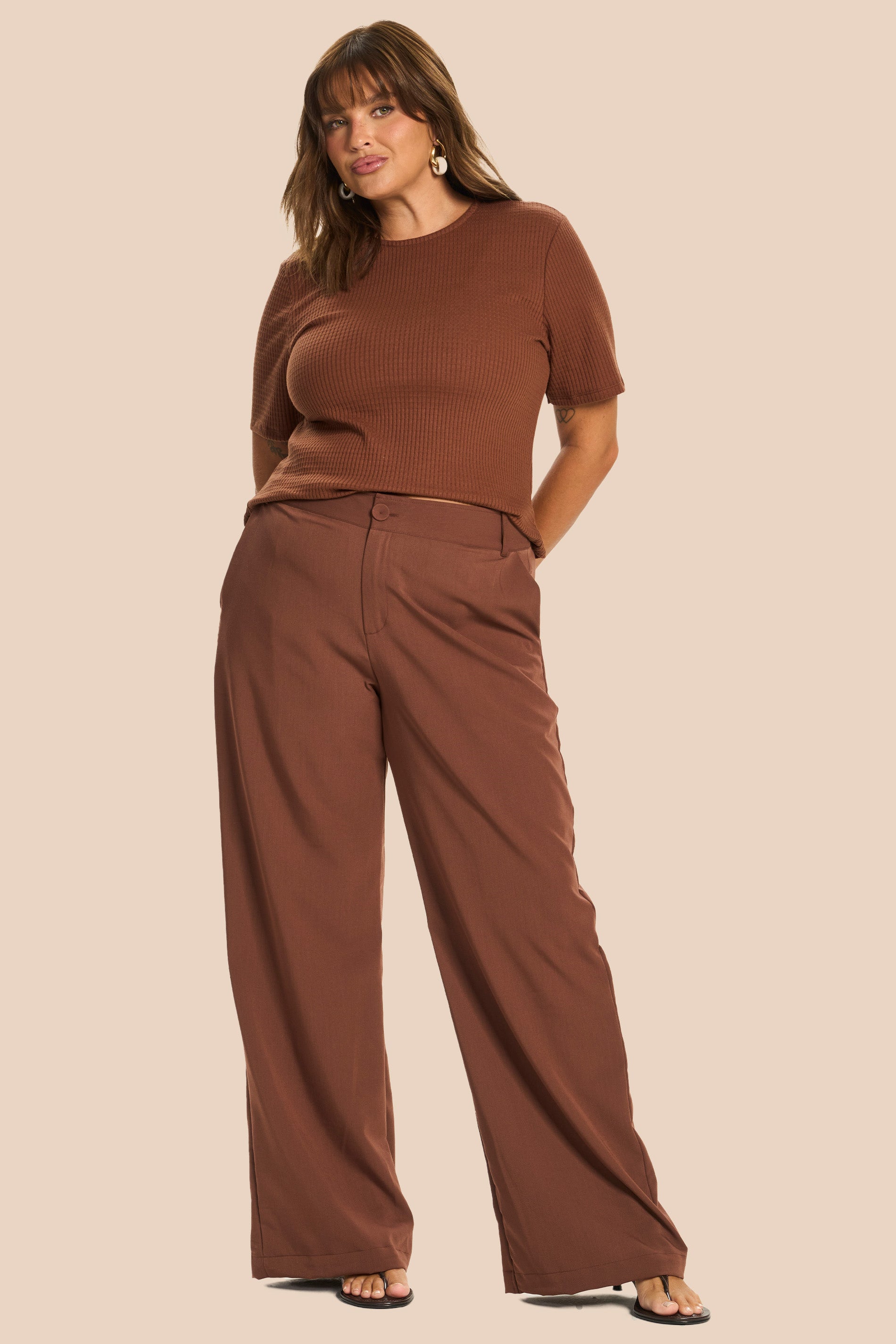 Calça Pantalona em Sarja Alfaiataria Miragem - Doce Trama