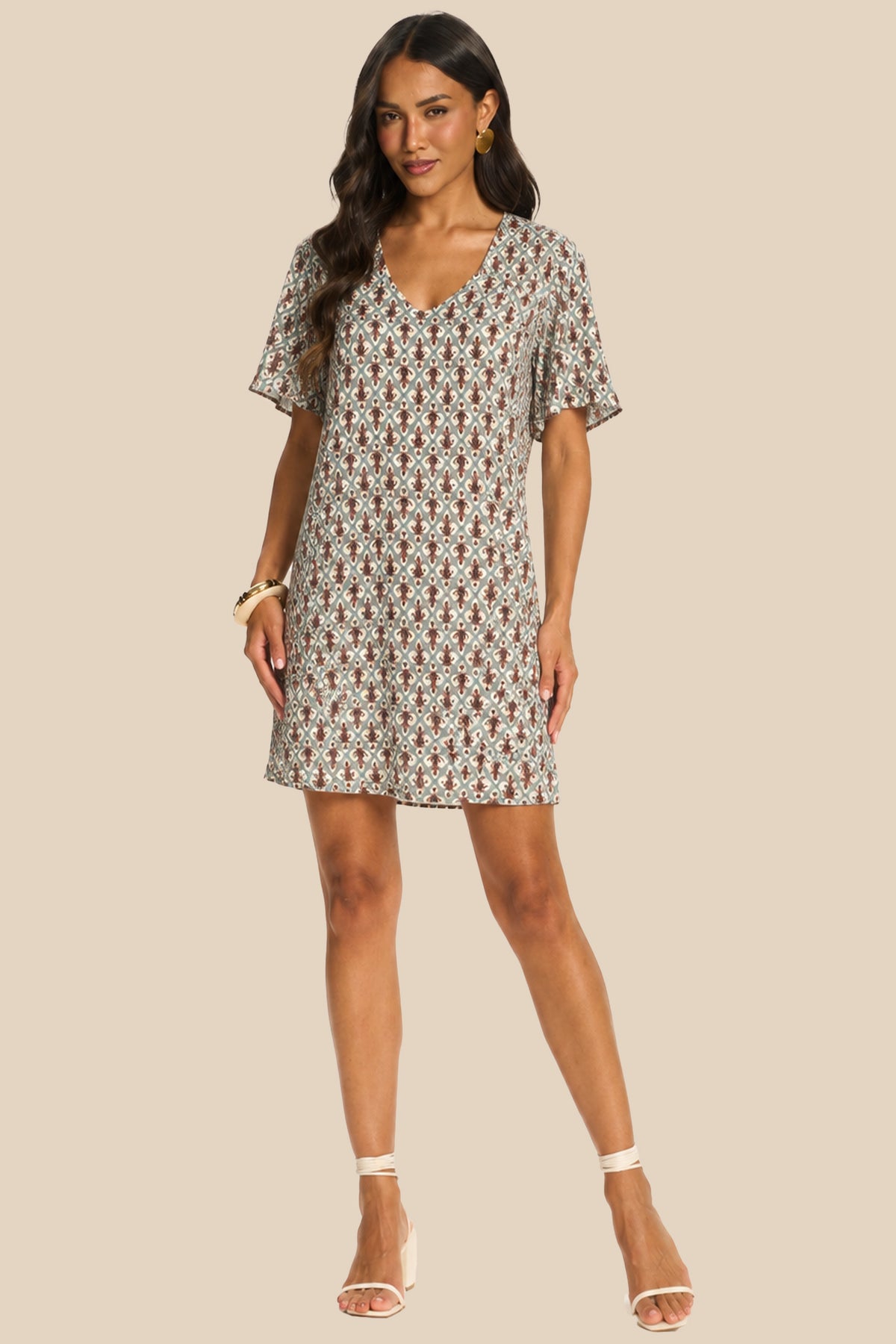 Vestido Curto Evasê em Viscose Miragem - Doce Trama