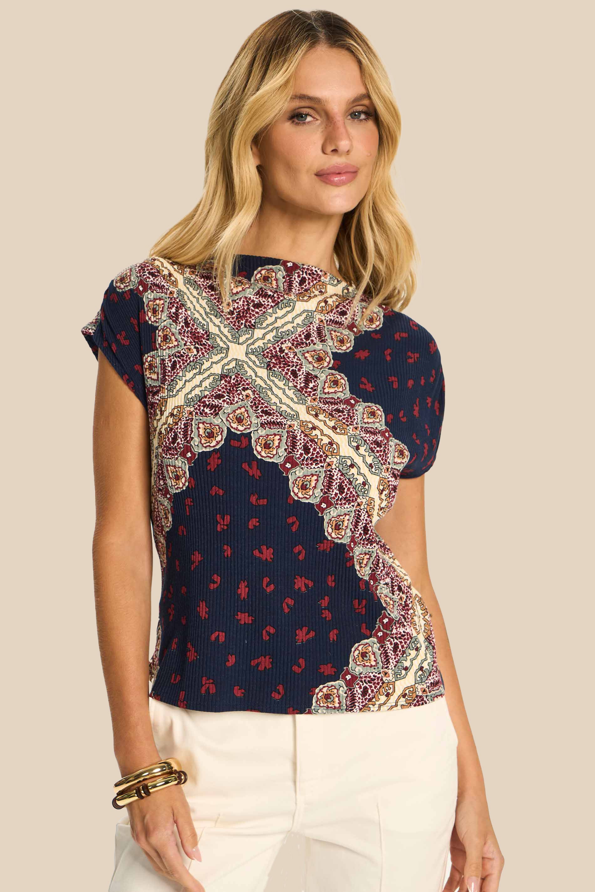 Blusa Feminina Manga Curta Estampada Mosaico - Doce Trama