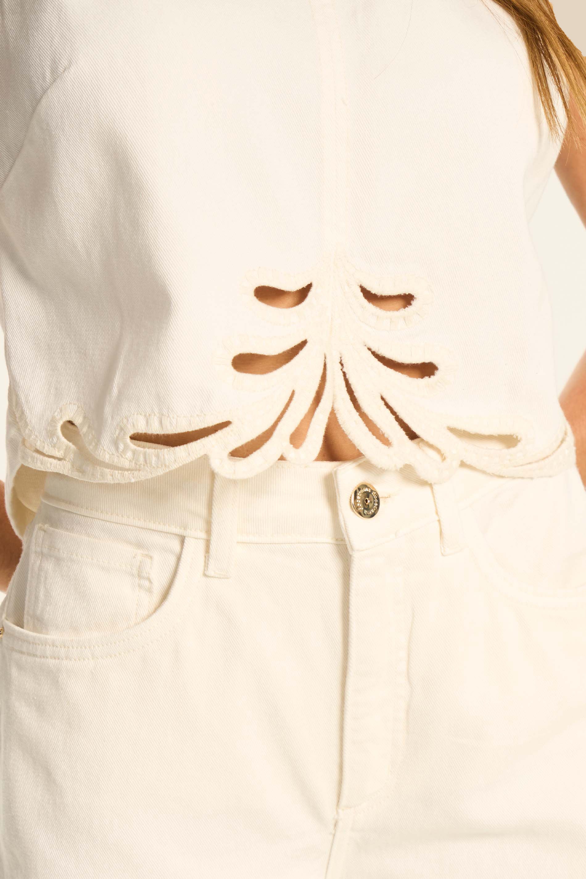 Blusa Cropeed Reta em Algodão Bordado Miragem - Doce Trama