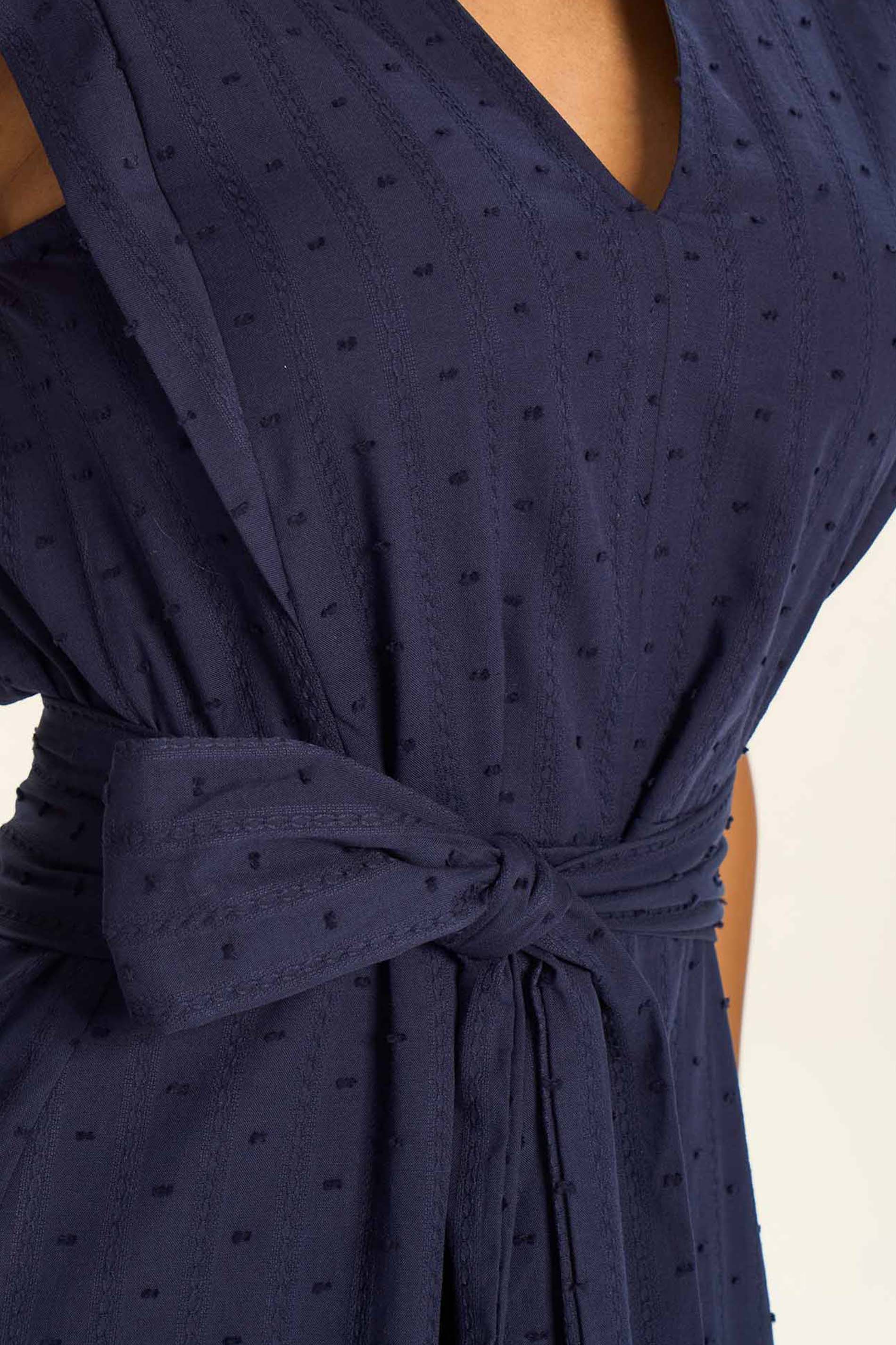 Vestido Midi Texturizado com Amarração Duna - Doce Trama
