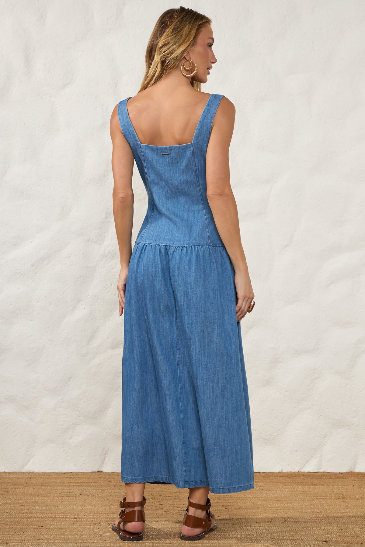 Vestido Midi Evasê Jeans de Alça Resort - Doce Trama