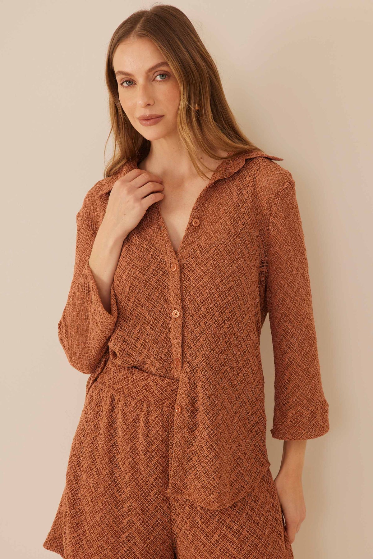 Camisa Feminina Manga 7/8 Tela Crochê Resort - Doce Trama