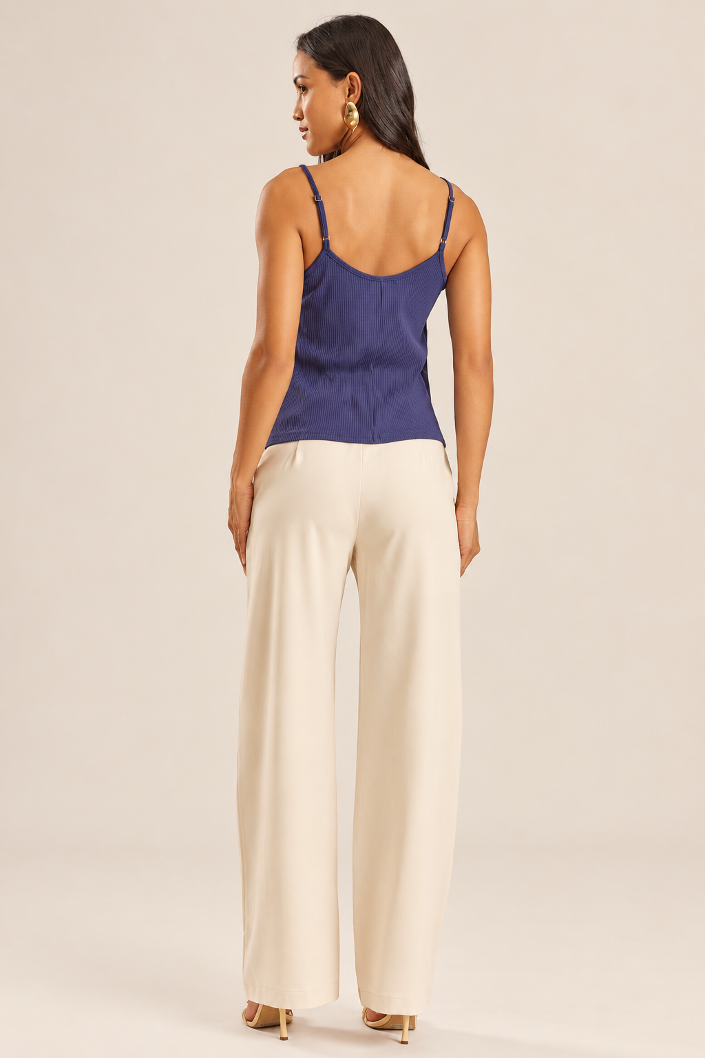 Calça Pantalona em Sarja Alfaiataria Miragem - Doce Trama